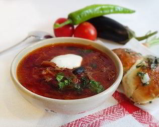 Борщ с пампушками