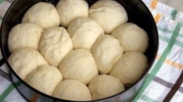 борщ с пампушками