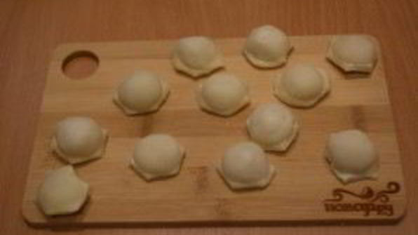 борщ с пельменями