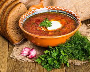 Борщ с салом