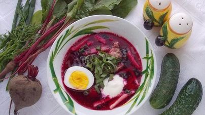 Холодный борщ классический