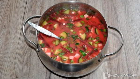 холодный борщ с маринованной свеклой