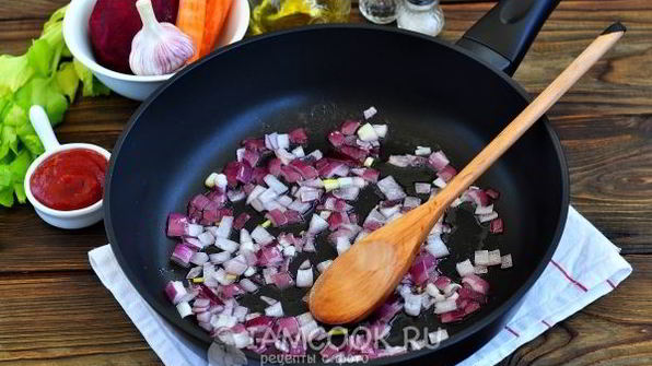 классический борщ с курицей