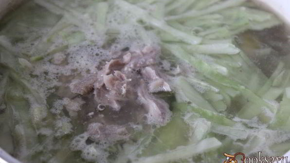 красный борщ с молотым салом