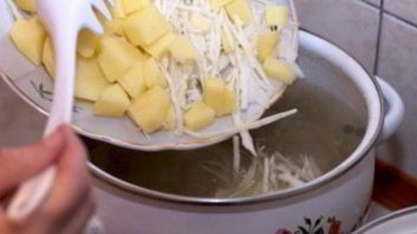 красный борщ