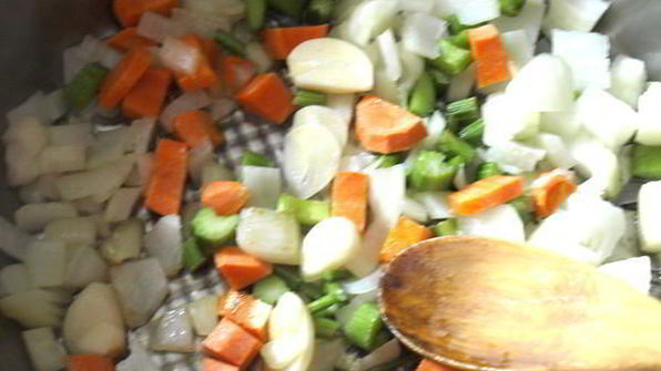 крем-борщ из свеклы и яблок