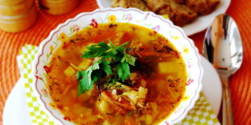 Рецепт летний борщ без свеклы с помидорами