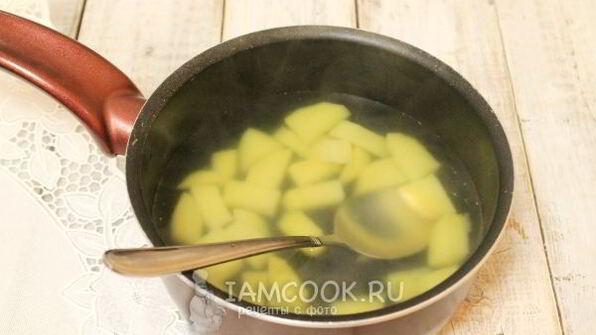 постный борщ с грибами и фасолью