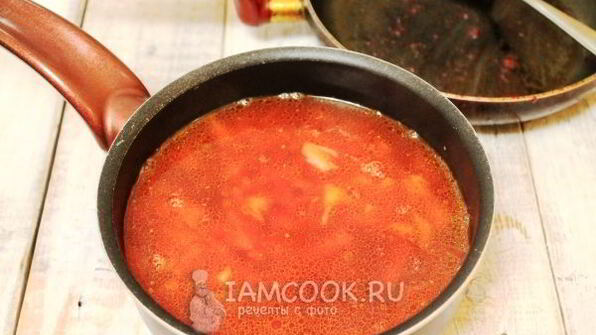 постный борщ с грибами и фасолью