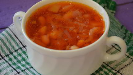 Вегетарианский борщ с фасолью