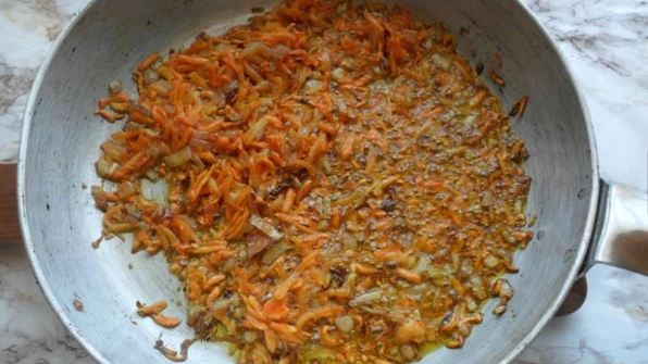 зеленый борщ с щавелем в мультиварке