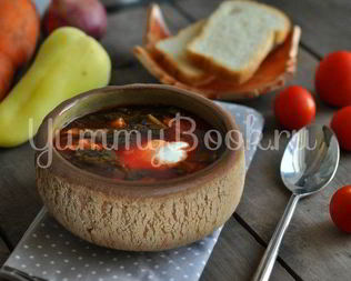 Зеленый борщ в мультиварке