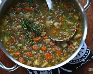 Французский суп из чечевицы