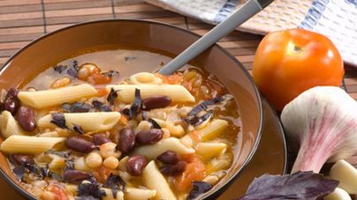 Итальянский фасолевый суп с макаронами