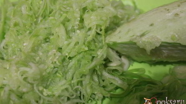 кабачковый суп с ветчиной и плавленным сыром