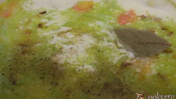 кабачковый суп с ветчиной и плавленным сыром