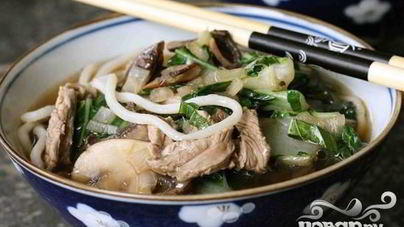 Китайский суп из говядины с лапшой