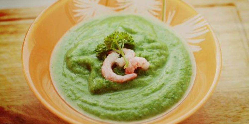 Рецепт крем-суп из брокколи со шпинатом и креветками