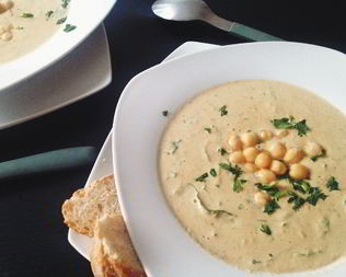 Крем-суп из нута и шпината