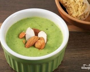 Крем-суп из зеленого горошка