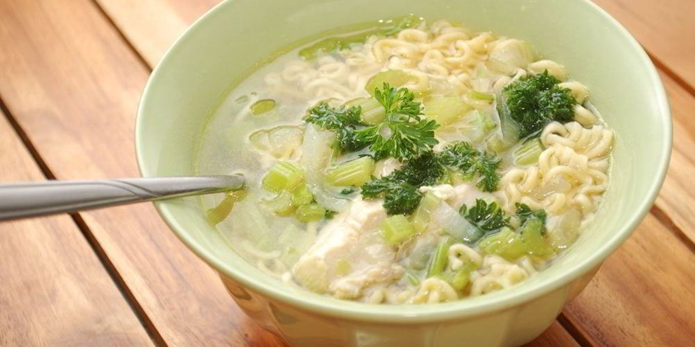 Рецепт куриный суп с лапшой роллтон