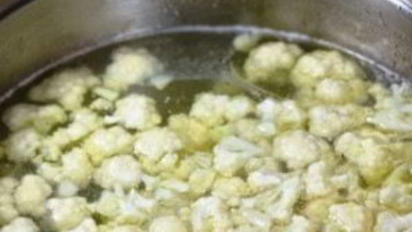 куриный суп с цветной капустой