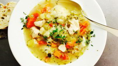 Куриный суп с вермишелью