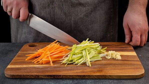 легкий суп с морскими гребешками и шиитаке