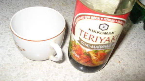 мисо-суп с тофу и вакаме