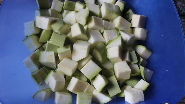 сливочный крем-суп с цуккини и шампиньонами