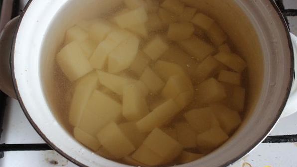 сливочный крем-суп с цуккини и шампиньонами