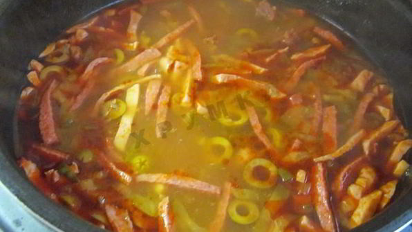 солянка сборная мясная в мультиварке