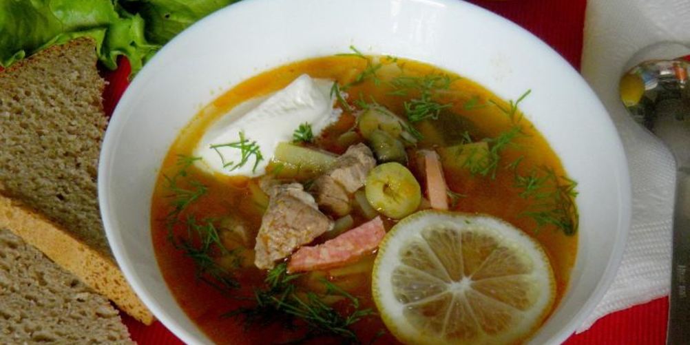 Рецепт суп солянка с оливками и колбасой