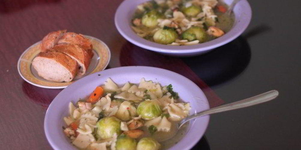 Рецепт суп из брюссельской капусты и морепродуктов