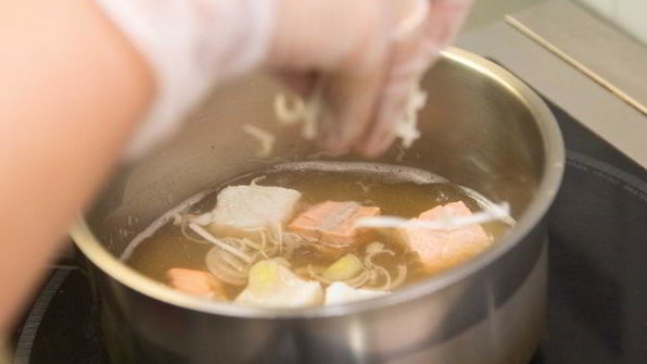 суп из форели и трески