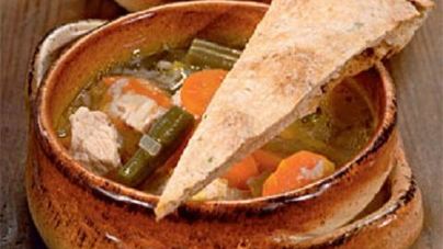 Суп из индейки с овсяными лепешками