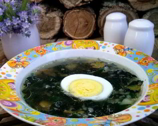 Суп из крапивы с яйцом