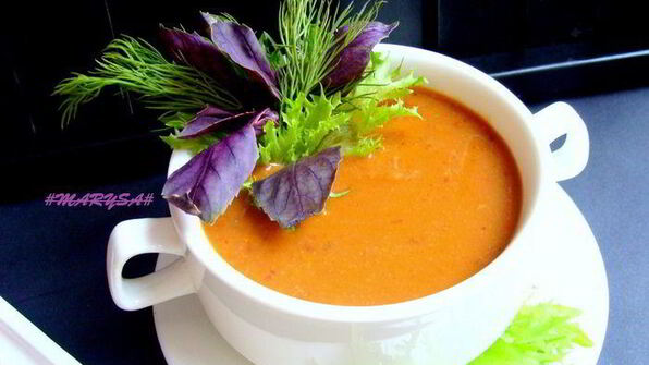 фасолевый суп-пюре с сельдереем и морковью