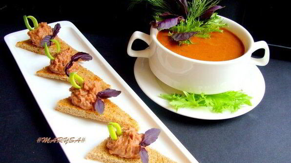 фасолевый суп-пюре с сельдереем и морковью