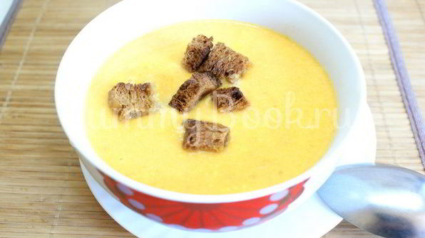 морковный суп-пюре со сливками