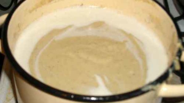 суп-пюре грибной с беконом