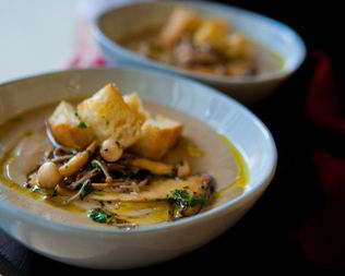 Суп-пюре из белых сушеных грибов