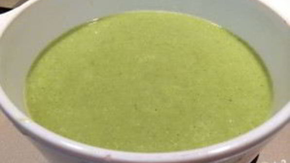 суп-пюре из брокколи с сыром