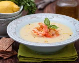 Суп-пюре из чечевицы с креветками