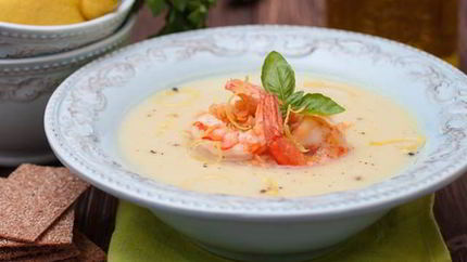 Суп-пюре из чечевицы с креветками