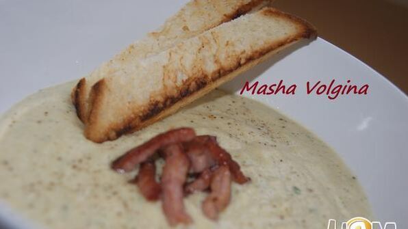 суп-пюре из кабачка с копченостями нежный