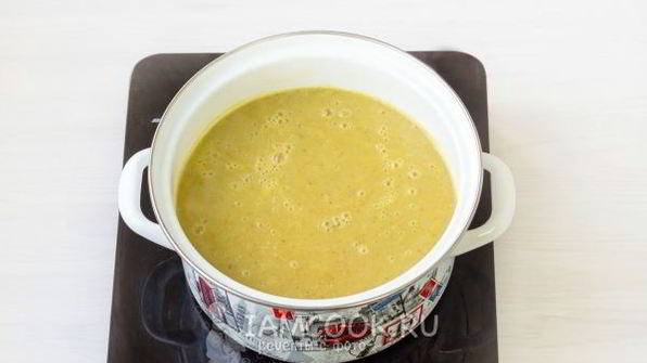 суп-пюре из кабачков с плавленным сыром