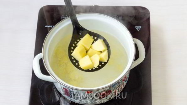 суп-пюре из кабачков с плавленным сыром