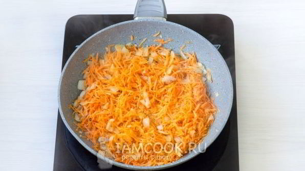 суп-пюре из кабачков с плавленным сыром