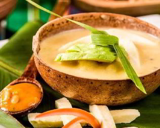 Суп-пюре из картофеля с авокадо